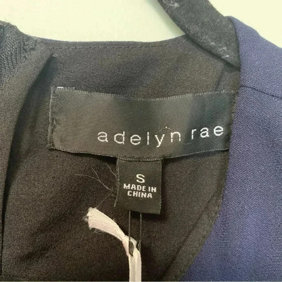 NWT Adelyn Rae lace navy black romper - Picture 3 of 6